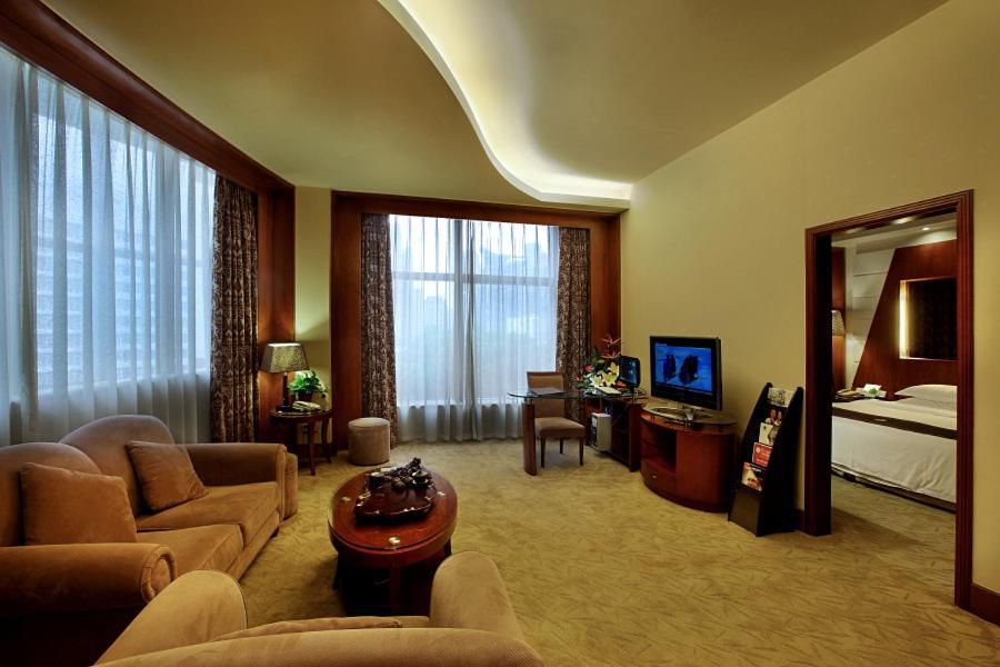 Shenzhen Luohu Hongfeng Hotel Экстерьер фото