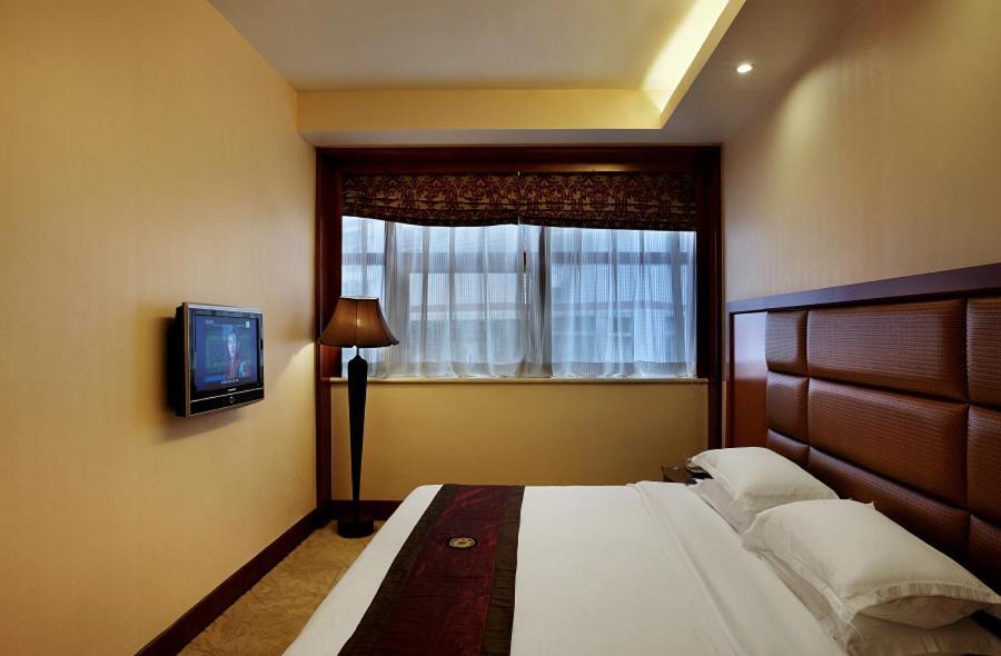 Shenzhen Luohu Hongfeng Hotel Экстерьер фото