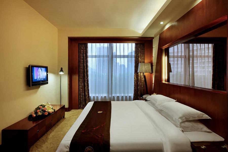Shenzhen Luohu Hongfeng Hotel Экстерьер фото